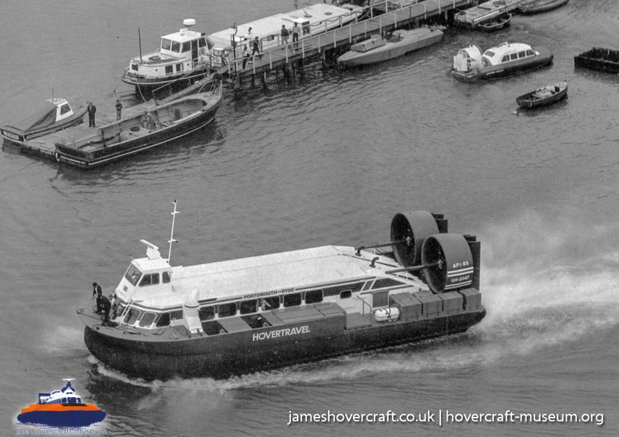 AP1-88 hovercraft on the Solent -  (credit: The <a href='http://www.hovercraft-museum.org/' target='_blank'>Hovercraft Museum Trust</a>).